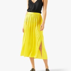 Jigsaw soft pleated midi skirt.